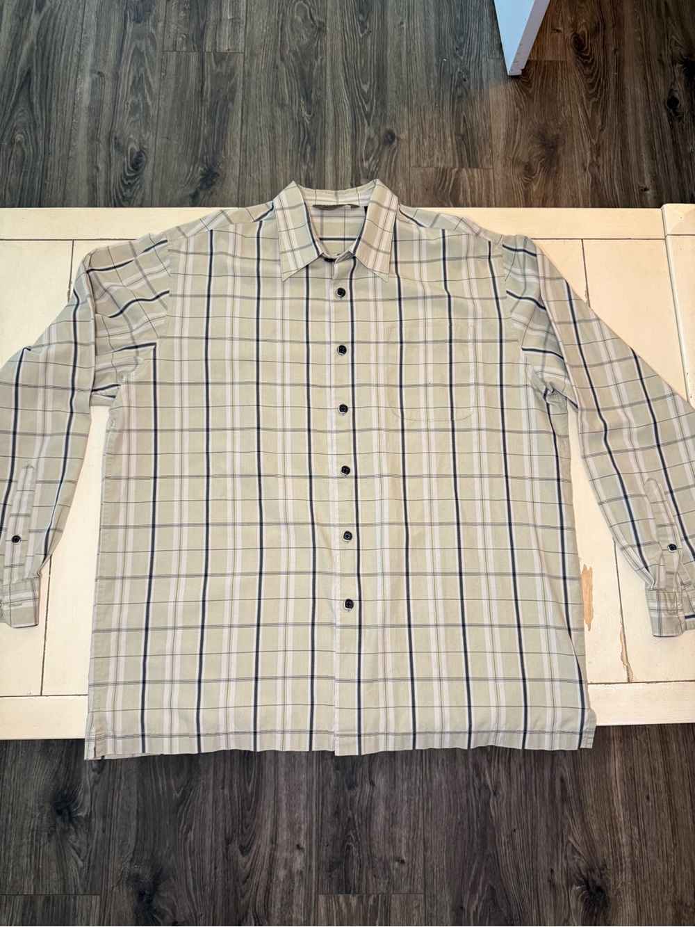 Axist Men’s Large Beige Plaid Button Front Long Sleeve Shirt Casual